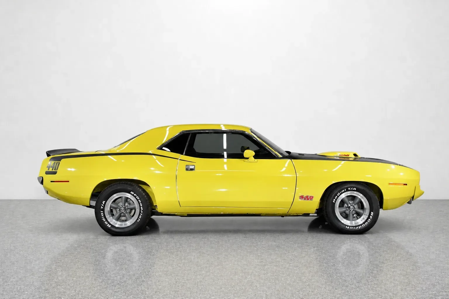 1970 Plymouth Barracuda - Thumbnail 6