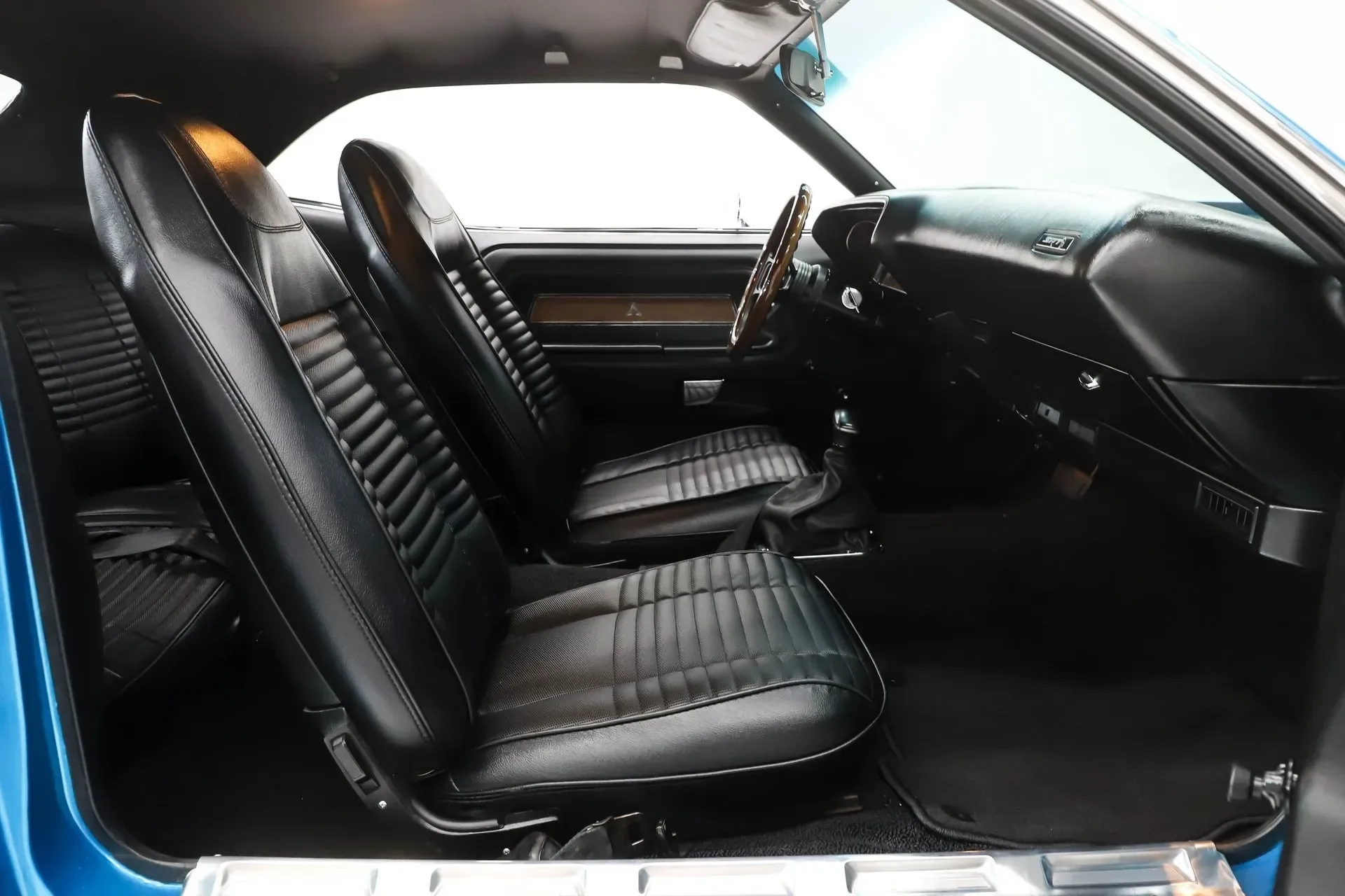 1970 Dodge Challenger Hellcat - Thumbnail 10