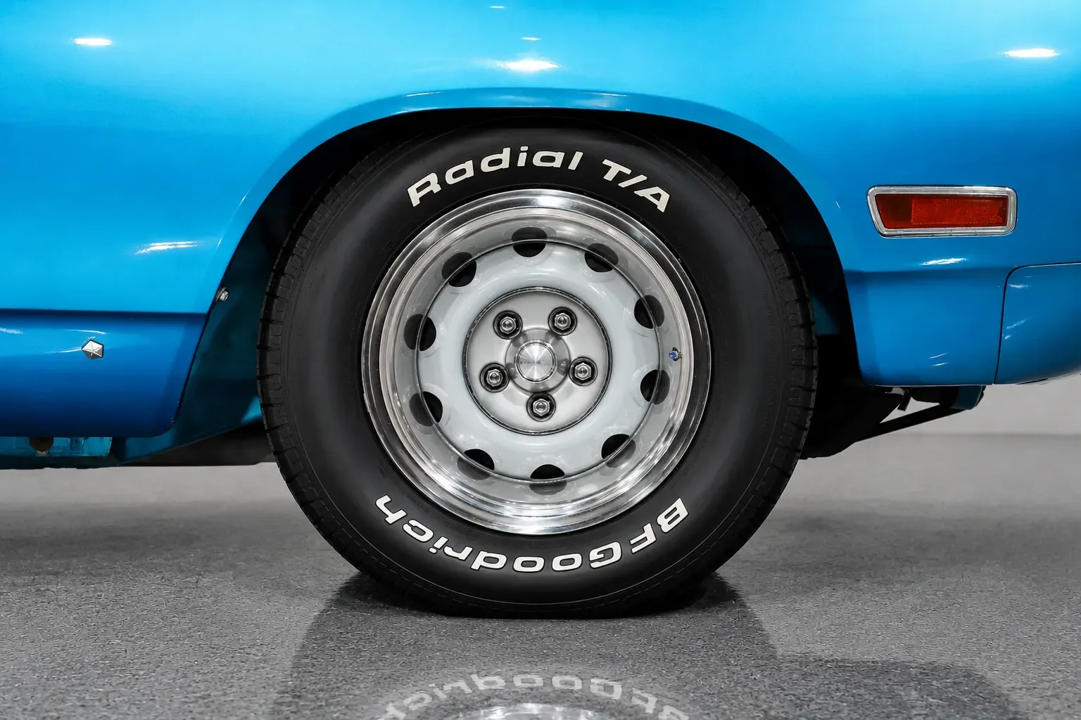 1970 Dodge Super Bee - Thumbnail 13